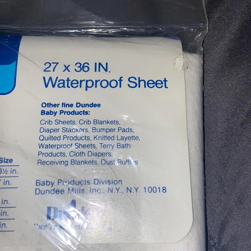 Vintage waterproof sheet for cribs, portable cribs, or playpens. NWT by Dundee